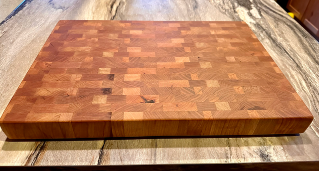 Multiple good Hardwood End grain Cutting Board